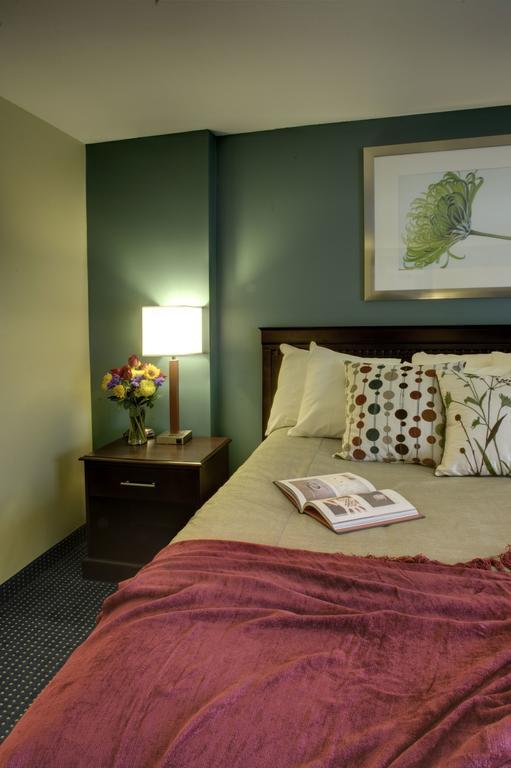 Inn At Deep Creek Oakland Esterno foto