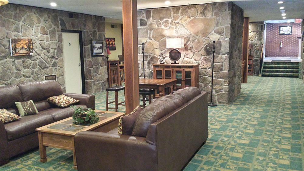 Inn At Deep Creek Oakland Esterno foto