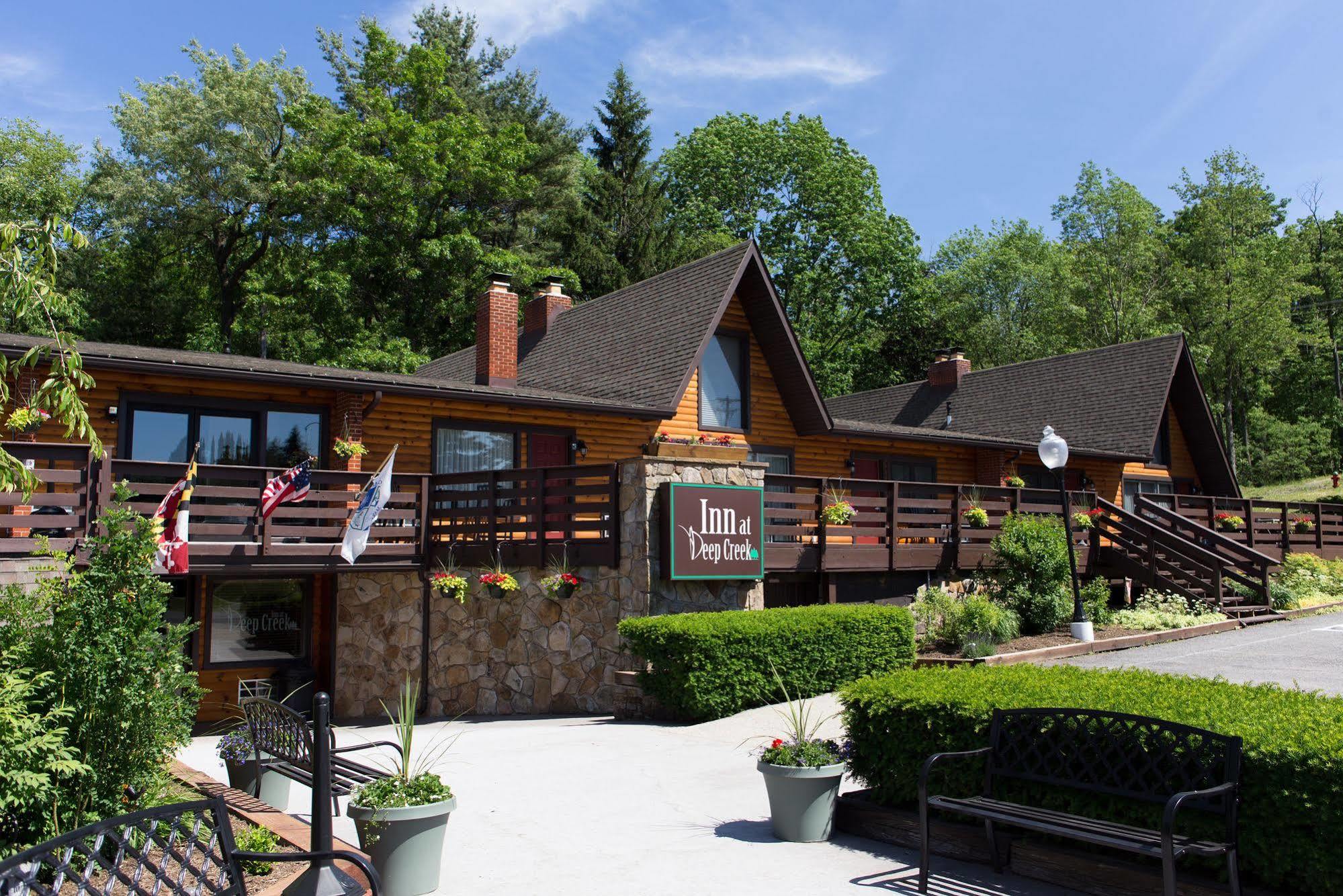 Inn At Deep Creek Oakland Esterno foto